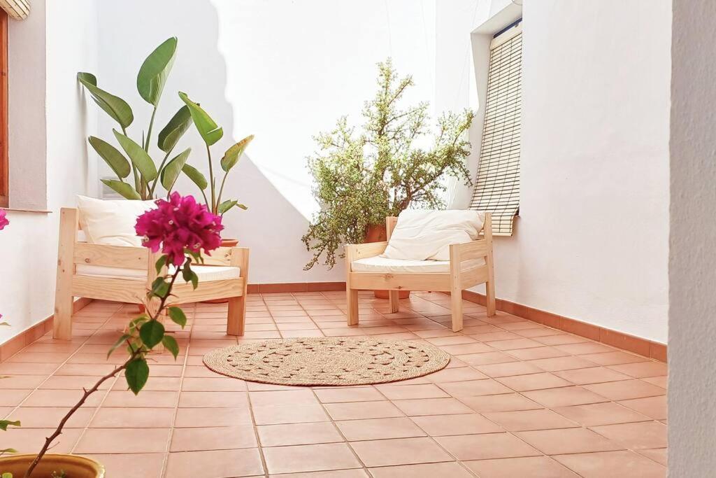 Serendipia: Tu Hogar En Este Blanco Pueblo Frigiliana Eksteriør billede